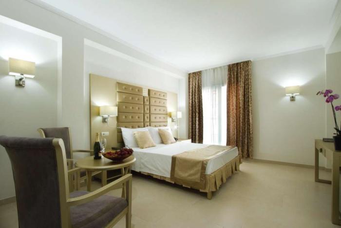 Moon Dreams Torremolinos - Adults Recommended Hotel Phòng bức ảnh