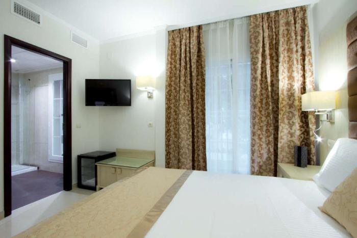 Moon Dreams Torremolinos - Adults Recommended Hotel Phòng bức ảnh