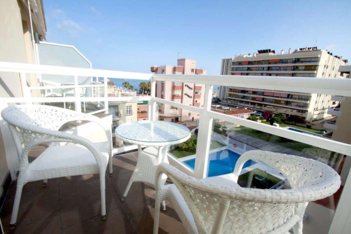 Moon Dreams Torremolinos - Adults Recommended Hotel Phòng bức ảnh
